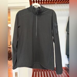 Arc'teryx Men's Black Quarter-Zip Jacket